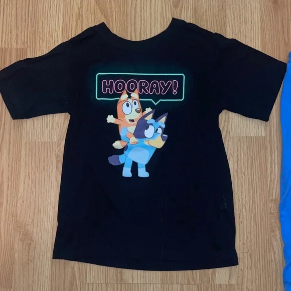 Bluey Toddler Bundle of Two Black and Blue Short Sleeve Tee Shirts / T-Shirt - Picture 4 of 7